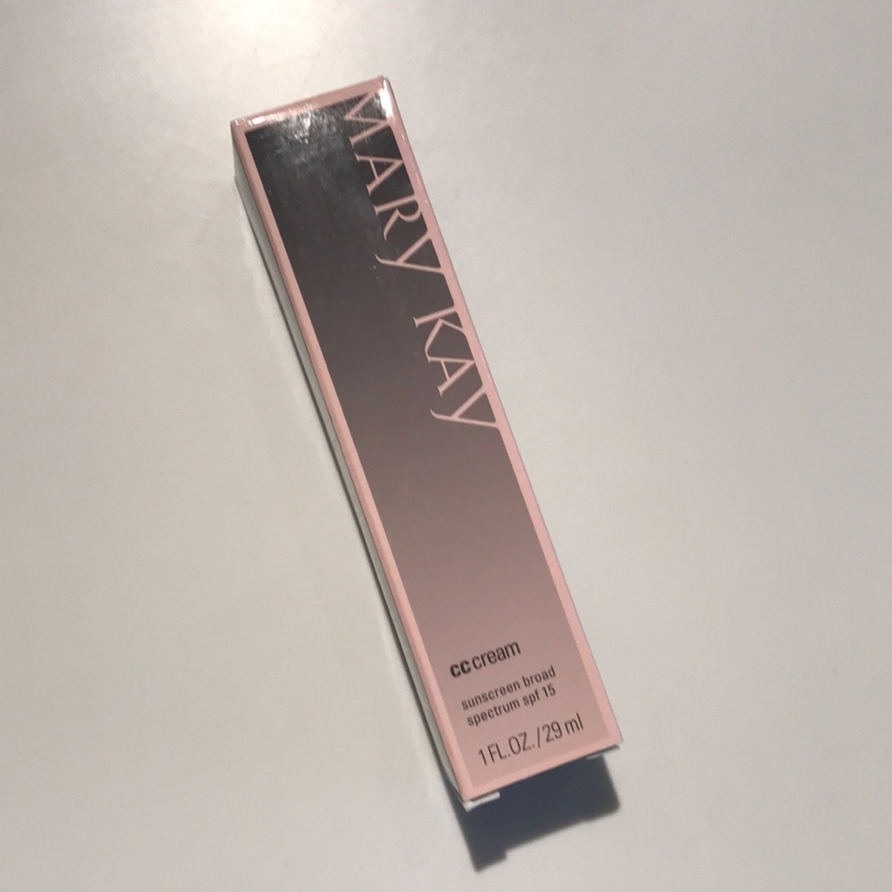 Mary Kay CC Cream - Very Deep